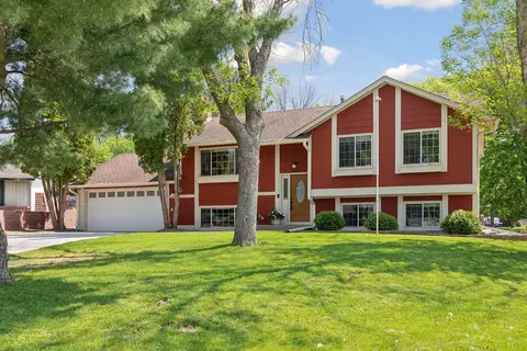 6624 Buckingham Alcove, Woodbury, MN 55125