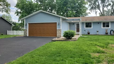 4545 S Hay Lake Rd, Eagan, MN 55123