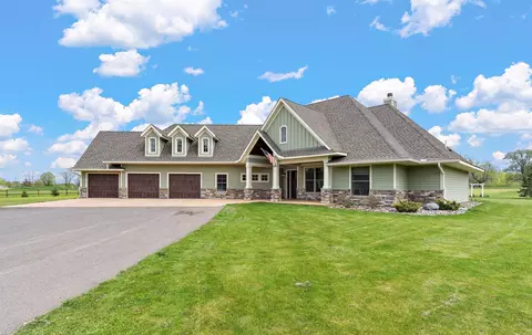 14549 Furman St NE, Columbus, MN 55025