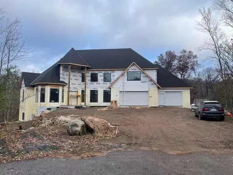 19222 263rd St, Shafer, MN 55074