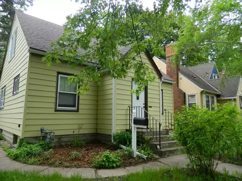 312 Winona St W, Saint Paul, MN 55107