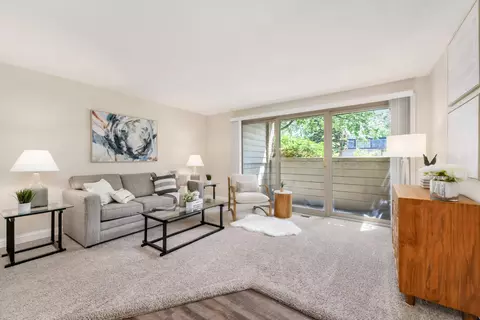 6423 Colony Way #1M, Edina, MN 55435