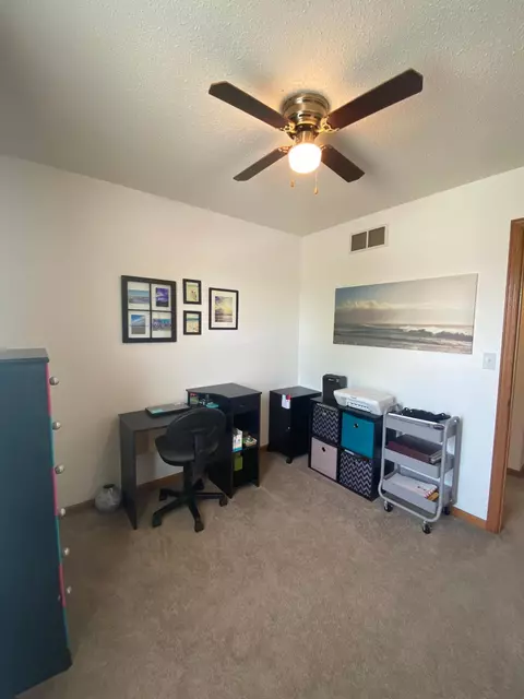 805 3rd Ave NE, Plainview, MN 55964 photo 14