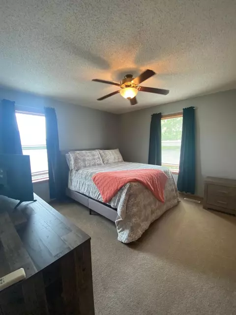 805 3rd Ave NE, Plainview, MN 55964 photo 22