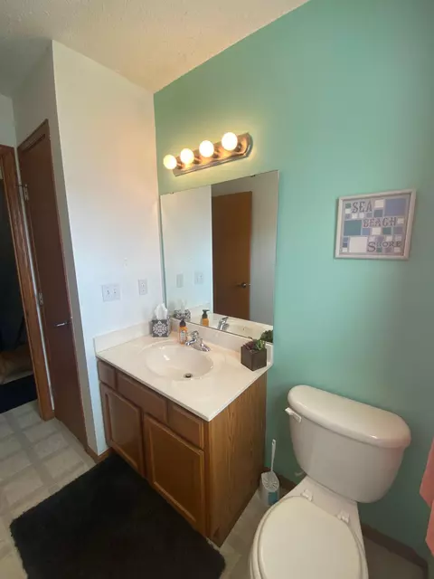 805 3rd Ave NE, Plainview, MN 55964 photo 11