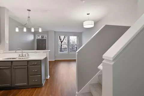 645 N 1st St #105, Minneapolis, MN 55401