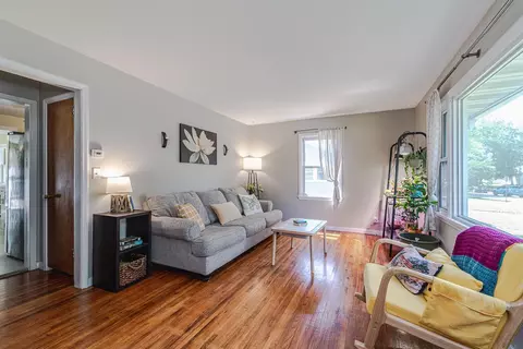 1009 Carlton Ave, Faribault, MN 55021 photo 3