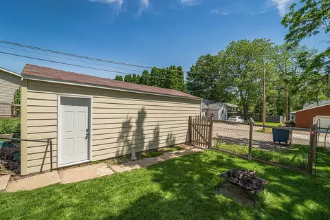 1009 Carlton Ave, Faribault, MN 55021 photo 24