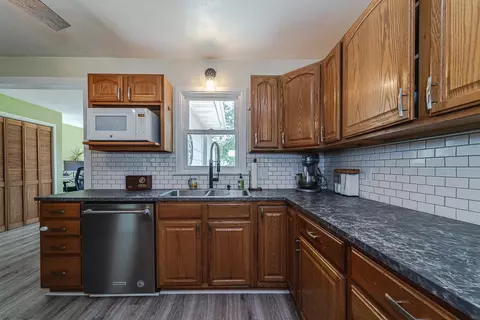 1009 Carlton Ave, Faribault, MN 55021 photo 6