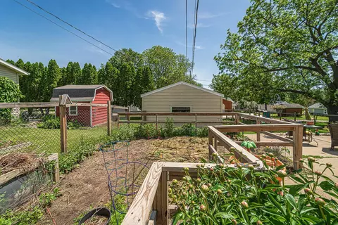 1009 Carlton Ave, Faribault, MN 55021 photo 27