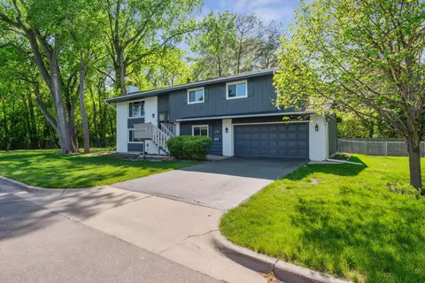 1309 Jersey Ave N, Golden Valley, MN 55427