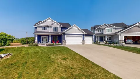 698 Marcus Pl NE, Byron, MN 55920