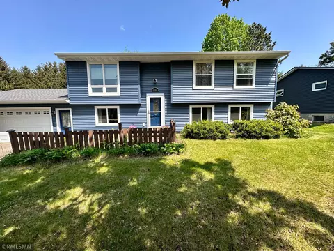 1251 Sunset Ln, River Falls, WI 54022
