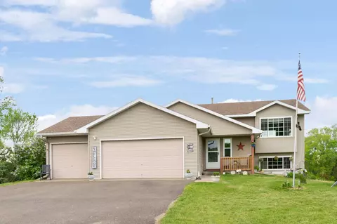 1858 90th St, Somerset, WI 54017