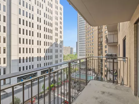 121 Washington Ave S #805, Minneapolis, MN 55401