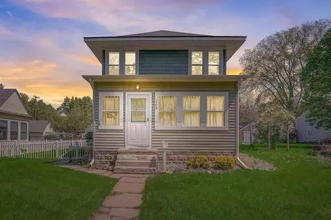 309 1st St W, Jordan, MN 55352