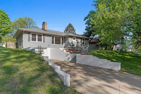 668 1st Ave NW, New Brighton, MN 55112