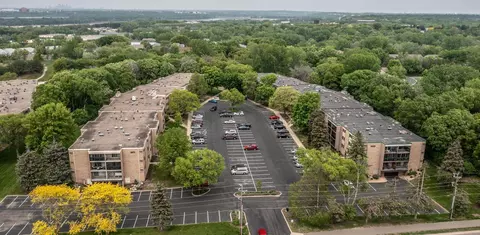 1855 Silver Bell Rd #209, Eagan, MN 55122