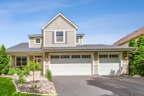 1210 Allegheny Ct, Victoria, MN 55386