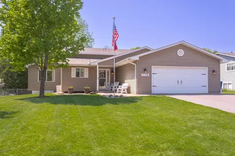 7179 Brian Dr, Centerville, MN 55038