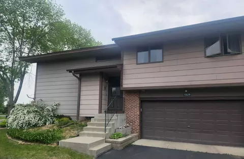 1529 Pheasantwood Trl, Northfield, MN 55057