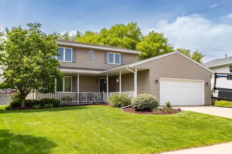 5943 45th Ave NW, Rochester, MN 55901