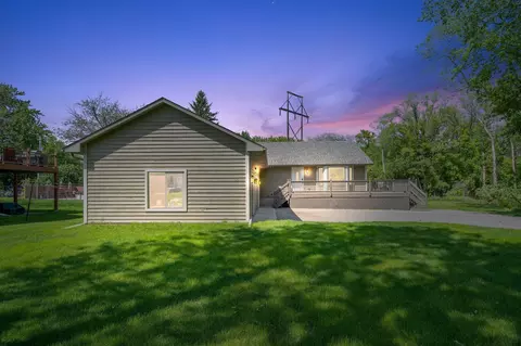 813 Cheri Ln, Mendota Heights, MN 55120
