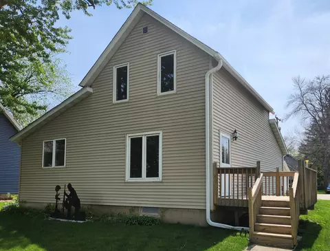 205 2nd St NE, Hayfield, MN 55940