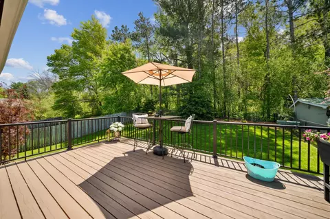 872 Sudberry Ln, Eagan, MN 55123 photo 2
