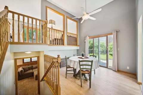 872 Sudberry Ln, Eagan, MN 55123 photo 6
