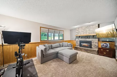 872 Sudberry Ln, Eagan, MN 55123 photo 13