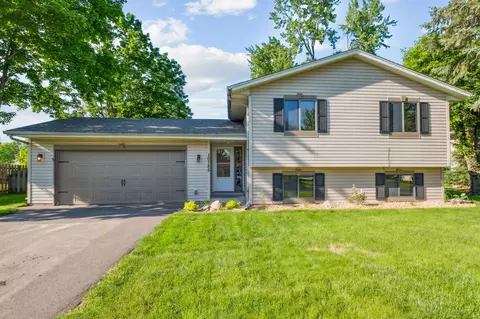 10785 99th Pl N, Maple Grove, MN 55369