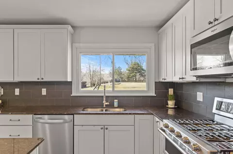 5504 Mcguire Rd, Edina, MN 55439 photo 8