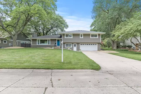 5504 Mcguire Rd, Edina, MN 55439 photo 3
