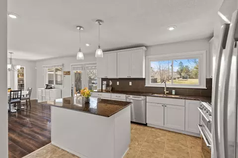 5504 Mcguire Rd, Edina, MN 55439 photo 9