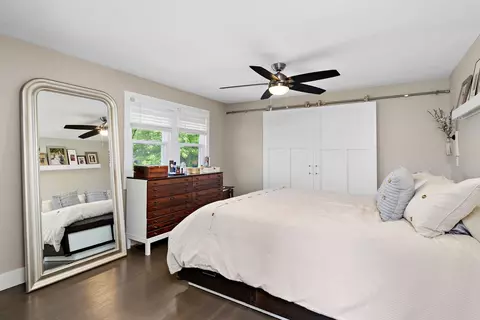9672 Upton Rd, Bloomington, MN 55431 photo 14