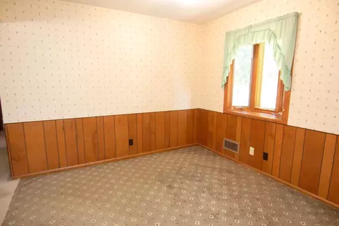 1308 N 5th St, Saint Peter, MN 56082 photo 7