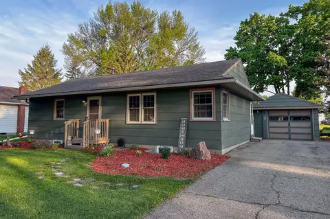 262 1st Ave SW, Winnebago, MN 56098