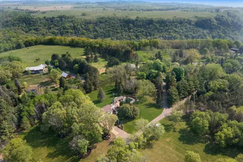6331 Saint Croix Trl S, Hastings, MN 55033