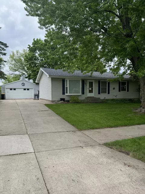 609 36th St SW, Rochester, MN 55902