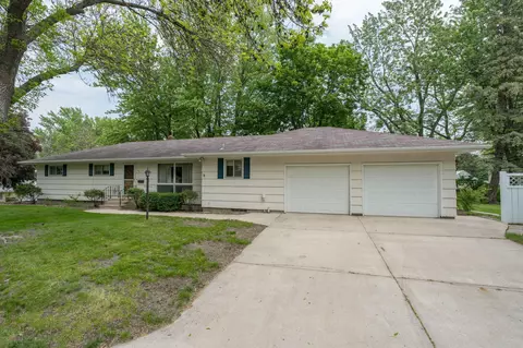 305 3rd Ave NE, Mapleton, MN 56065 photo 2