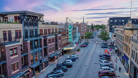319 Broadway N #204, Fargo, ND 58102