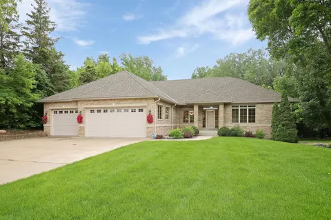 7851 Ithaca Ln N, Maple Grove, MN 55311