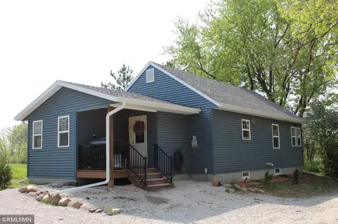8618 170th St, Milaca, MN 56353