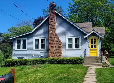 4152 Summit Ln, White Bear Township, MN 55110