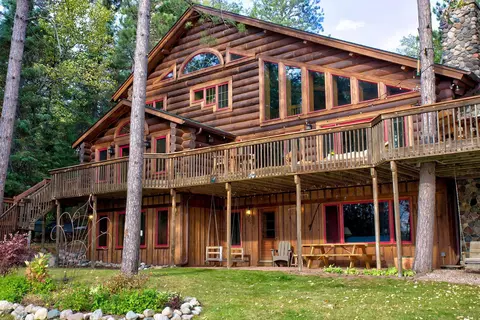 3061 E Arm Rd, Ely, MN 55731