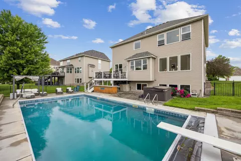 6501 106th Ave N, Brooklyn Park, MN 55445