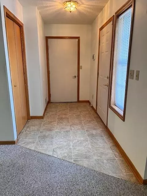 1900 Oak Tree Ln #D, Austin, MN 55912 photo 3