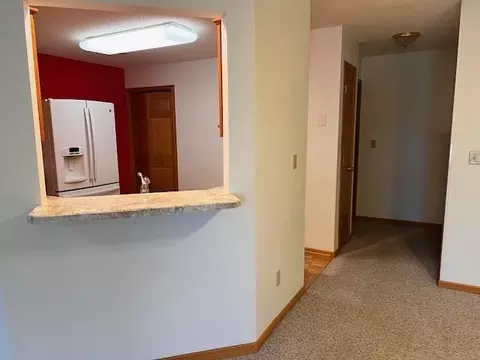 1900 Oak Tree Ln #D, Austin, MN 55912 photo 5