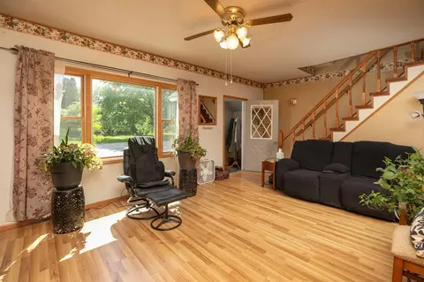 418 Main St W, Wabasha, MN 55981 photo 3